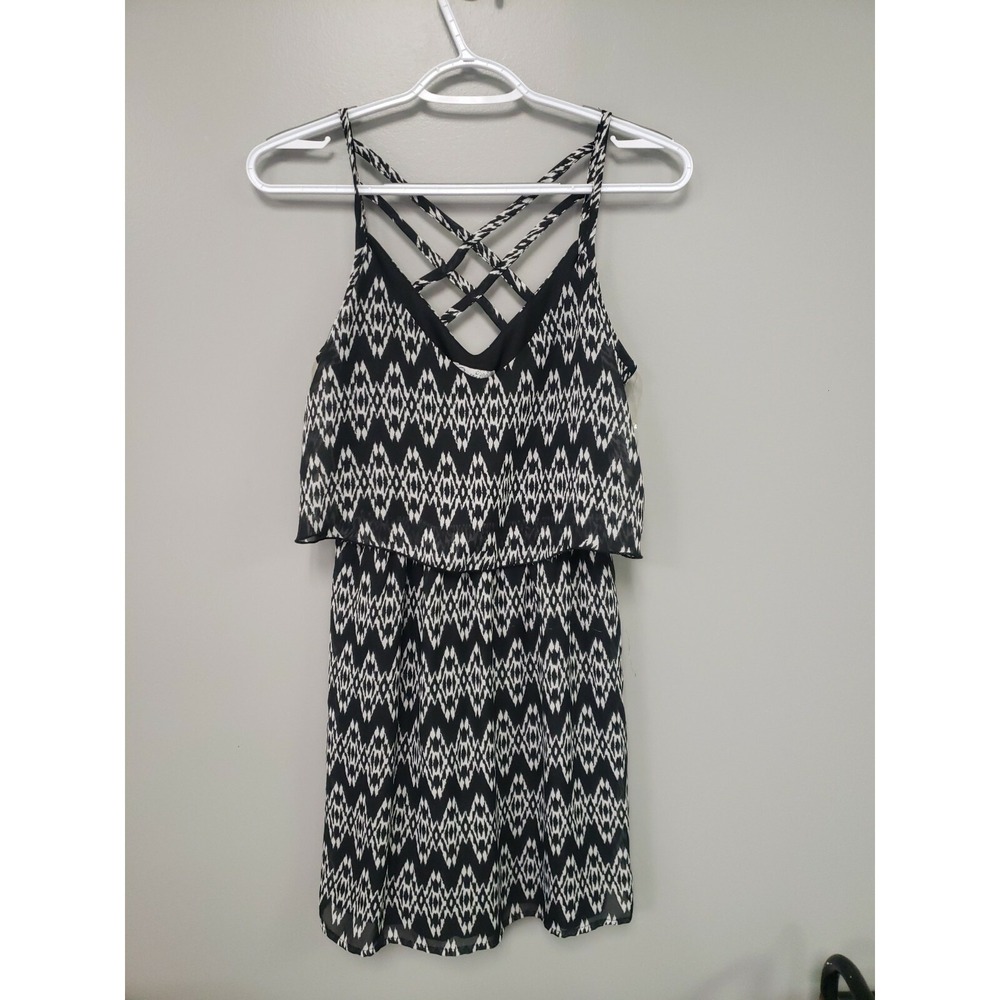 Speechless Black &White Summer Halter Dress Size Small Midi NEW